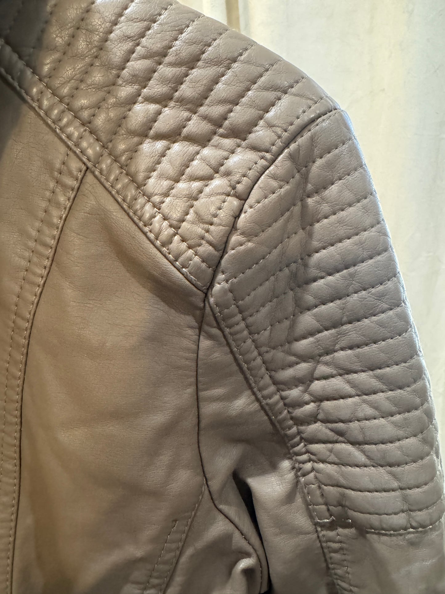 YMI Layered Look Hoodie Moto Coat with Soft Sherpa Lining Women's Small