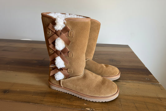 Koolaburra by Ugg Women's Boot with Bows- New without Tags, Size
