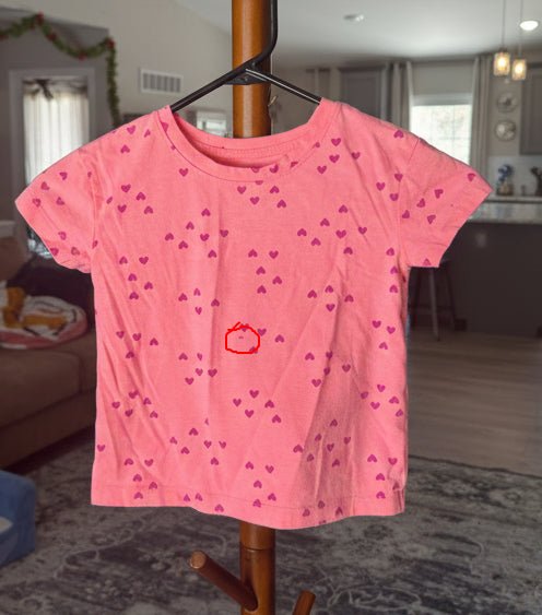 Pink Hearts Tee XS 4/5 - Haven on Summer HillDollar Bin