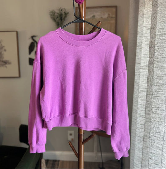 Old Navy Short Length Pullover Sweatshirt, Women's Large - Haven on Summer HillWomen's Apparel