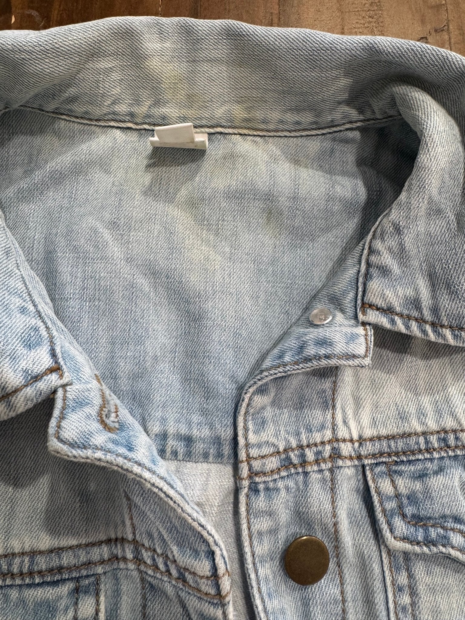 Light - Wash, Light - Weight Jean Jacket Women's Small (Discount: Neck Discoloration) - Haven on Summer HillWomen's Apparel