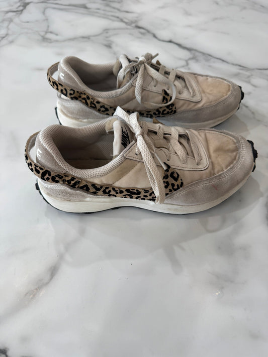 Nike Sneaker with Leopard Detail Women's 8 - Haven on Summer HillWomen's Shoes