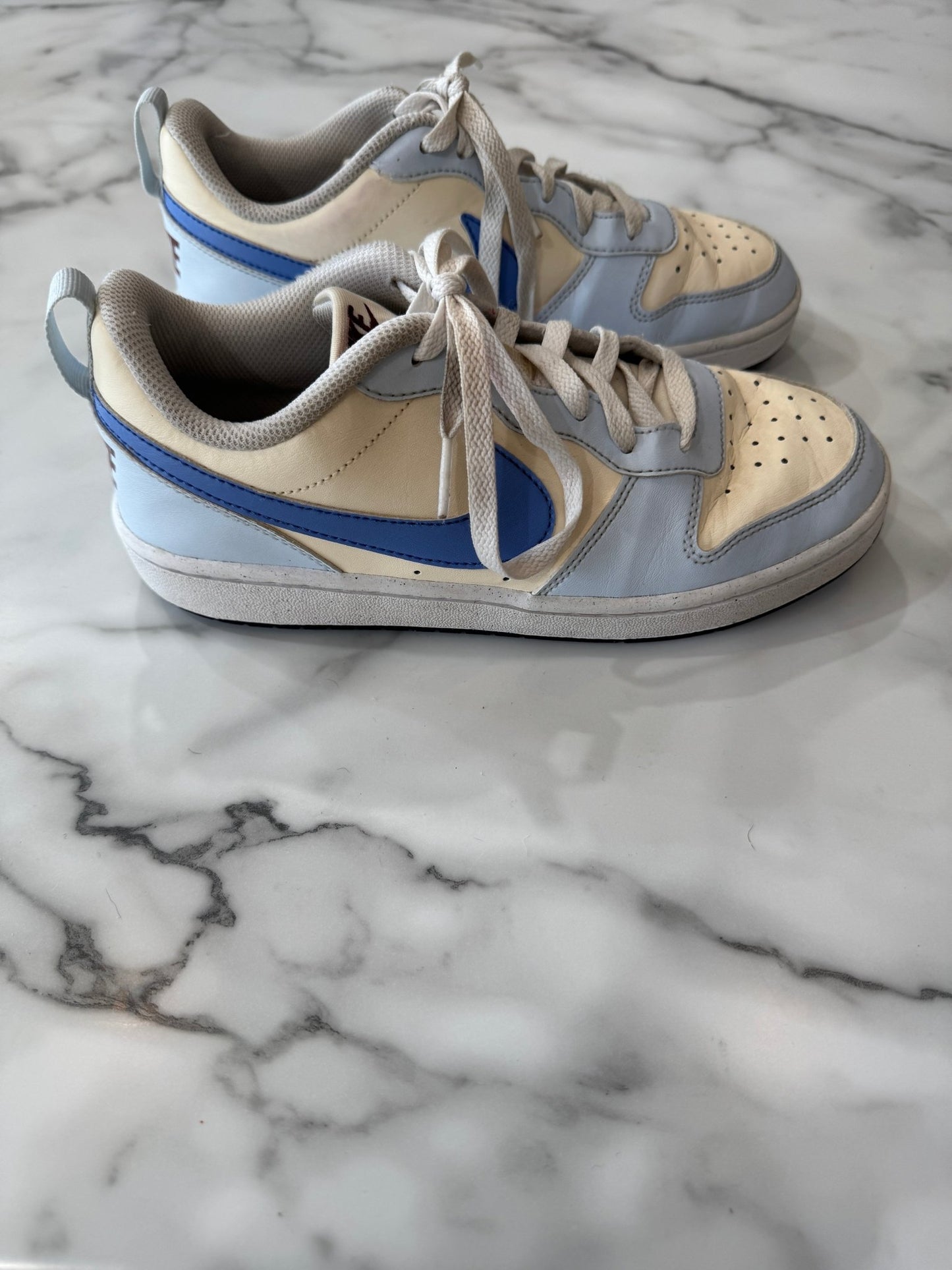 Nike Blue Sneaker Youth 5.5 - Haven on Summer HillGirl's Shoes