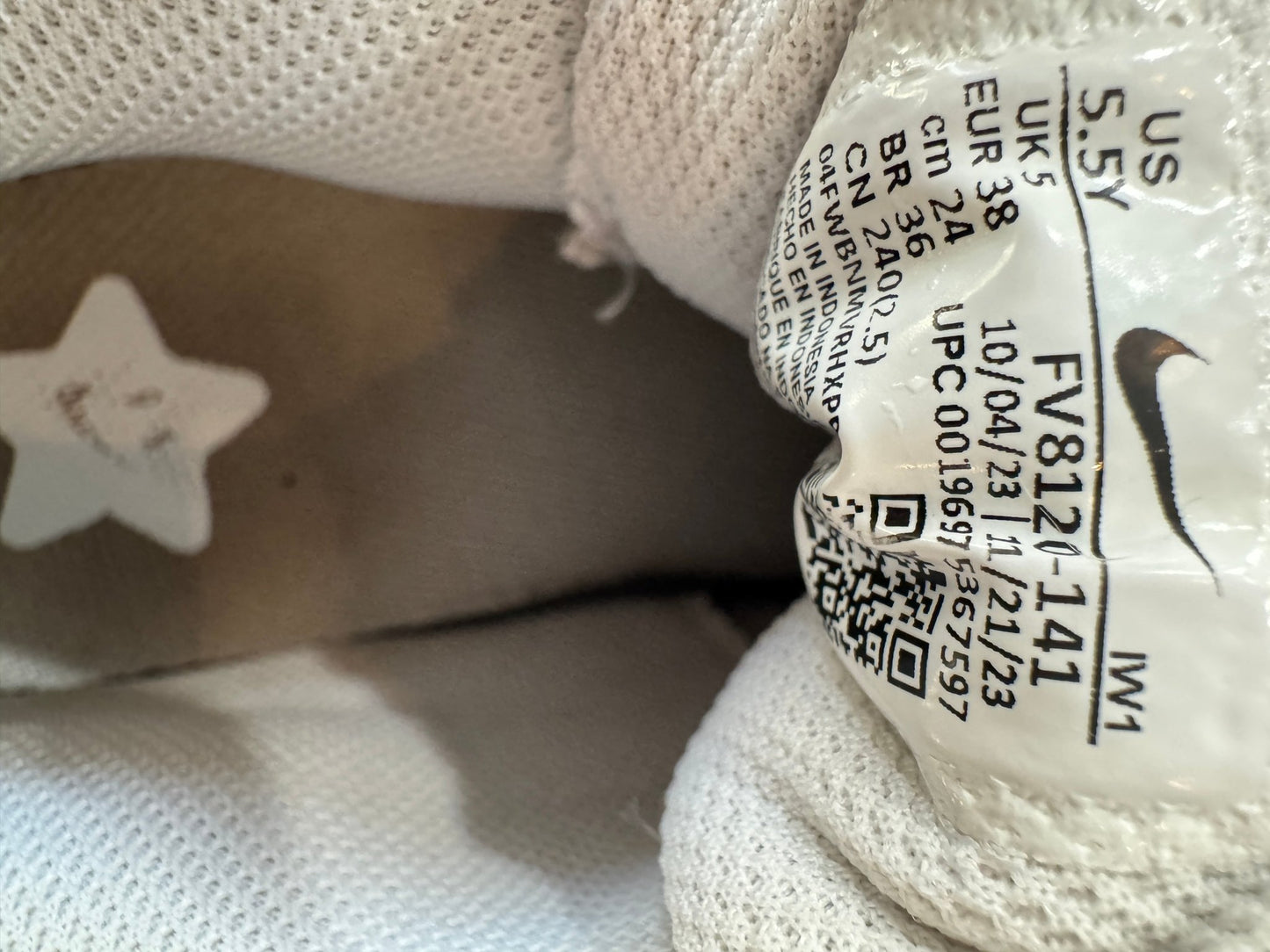 Nike Blue Sneaker Youth 5.5 - Haven on Summer HillGirl's Shoes