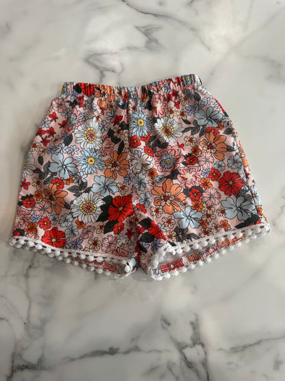 Vintage Floral Print Scalloped Detail Long Length Shorts 2/3T