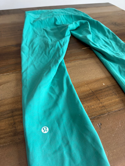 Lululemon XXS Legging (knee blemish)